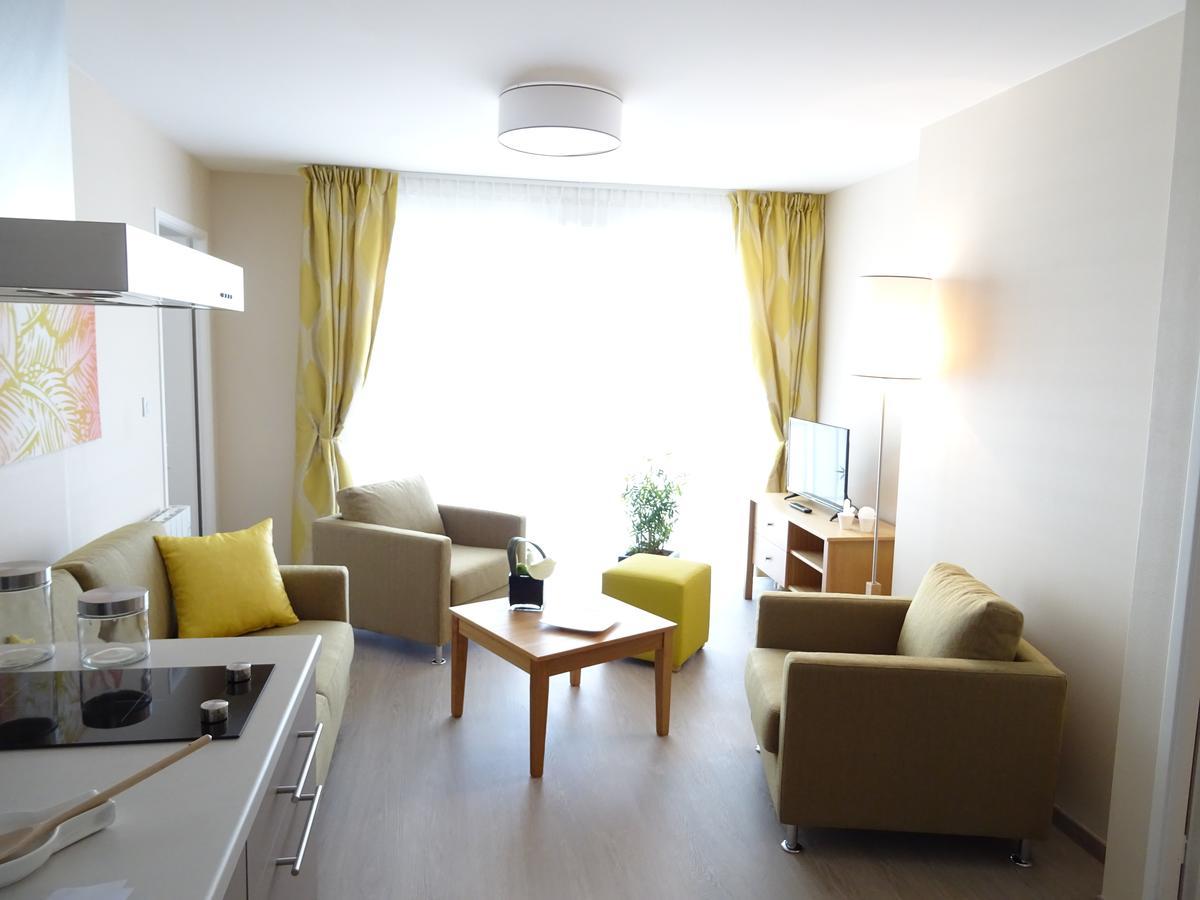 Domitys L'Art Du Temps Aparthotel Besançon Esterno foto